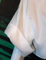 Camasa alba, asimetrica