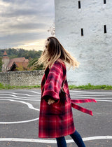 Palton cu carouri, din stofa de lana