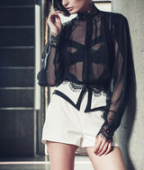 Pantaloni scurti cu revere suprapuse