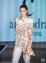 Plastron alb din neopren