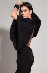 Rochie cu spatele gol si maneci ample