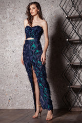 Compleu ”coada de paun”, fusta conica cu crapatura si corset “inima”