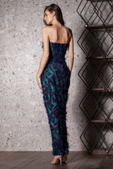 Compleu ”coada de paun”, fusta conica cu crapatura si corset “inima”