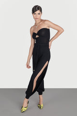 Pantaloni desfacuti pe laterale