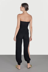 Pantaloni desfacuti pe laterale