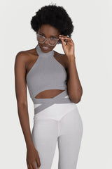 Top scurt cu cordoane la gat si talie