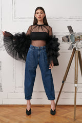 Bluza din tul neagra cu maneci cu volane suprapuse