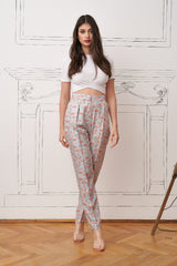 Pantaloni conici cu imprimeu Flamingo